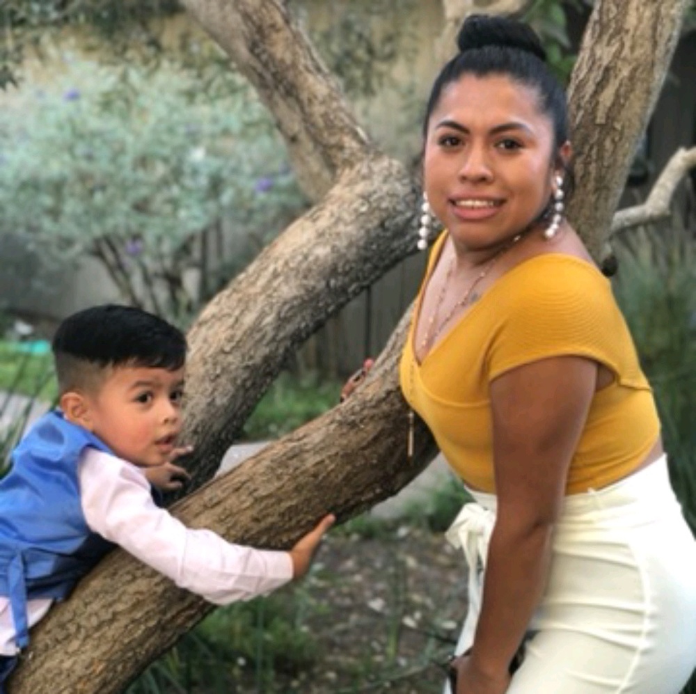 Meet your Posher, Yoselyn